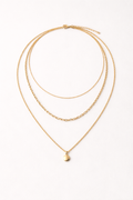 Voura layered gold necklace set 3 pieces choker pendant and chain white background