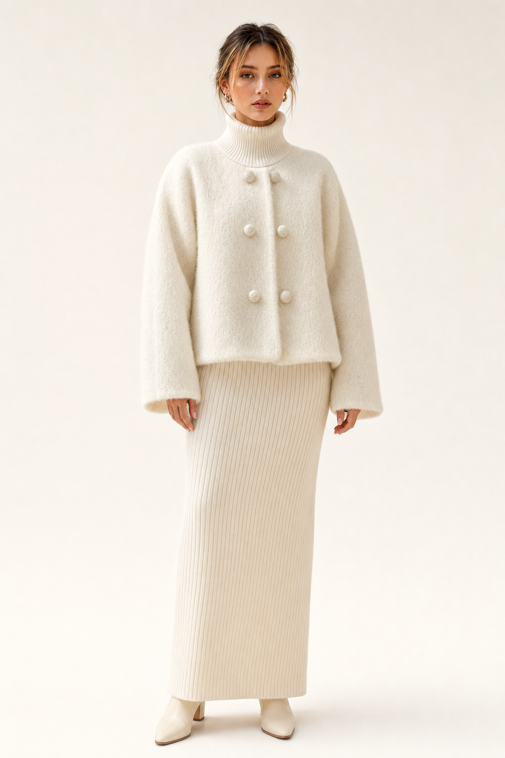 Fuzzy brushed short coat double-breasted round neck, cream — front view